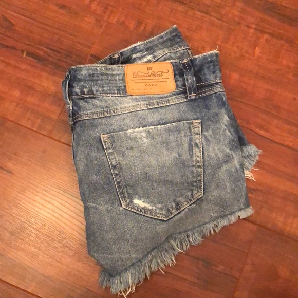Zara Pants - Zara TRF Denim Cut Off Jean Shorts